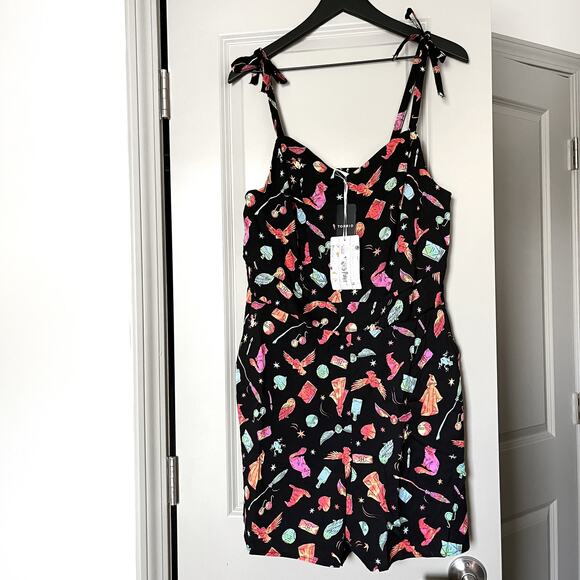 Torrid Harry Potter Romper - Hedwig Sorting Hat Potions Quidditch Plus 3X Large - Picture 5 of 11